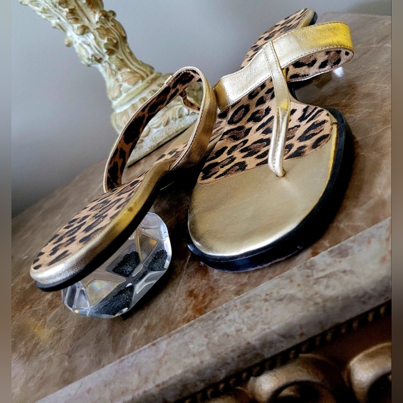 Dolce & Gabbana Luxury Buttery Soft Leather Thong Sandals Crystal Heel Gold 6.5 - Picture 11 of 16